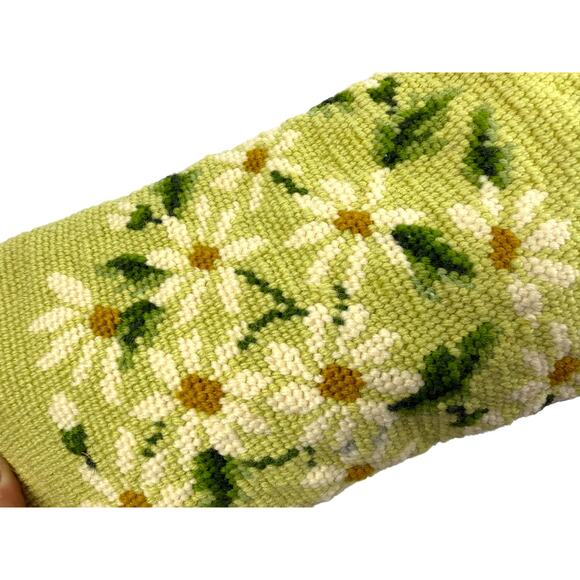 Vintage handmade upcycled designer green daisy woven clutch - Picture 5 of 6